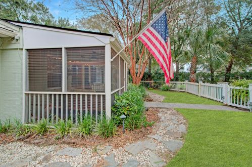 624 Ruby Dr, Mount Pleasant, SC 29464-4823