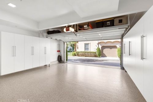 78 Bower Tree, Irvine CA  92603-0106 exterior
