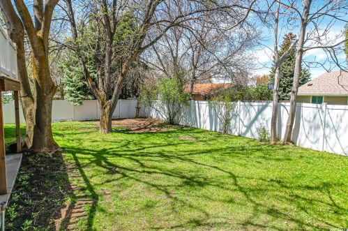 345 350, Woodland Hills UT 84653-5512 exterior