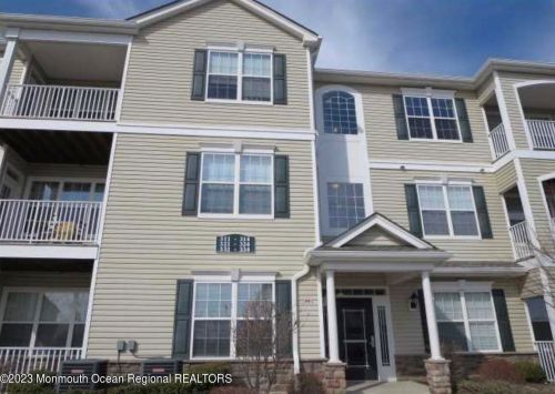 314 Mill Pond Way, Tinton Falls NJ  07724-2474 exterior