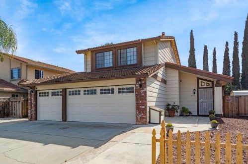 2910 Stevens Ln, San Jose, CA 95148-3618