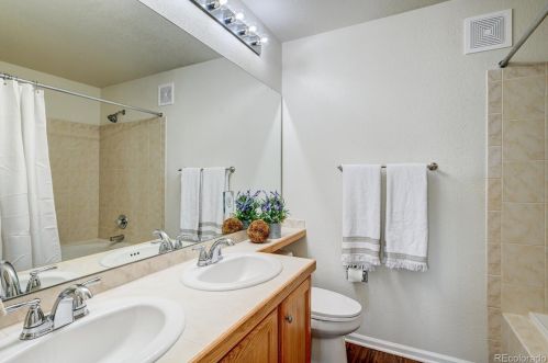 20475 Orchard Pl, Denver CO  80016-3891 exterior