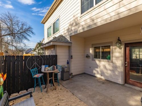 12205 Chelsea Gln Pl, Austin TX  78753-7110 exterior