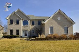 800 Mark Twain Trl, Batavia, IL 60510-8332