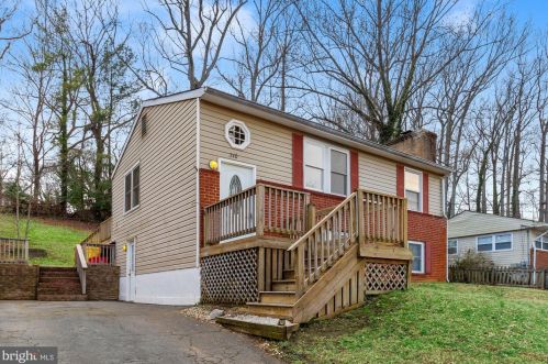 310 Holly Rd, Edgewater, MD 21037-3812