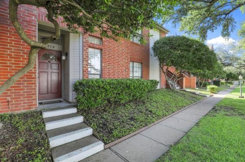 2312 Kenley St, Fort Worth TX  76107-4938 exterior