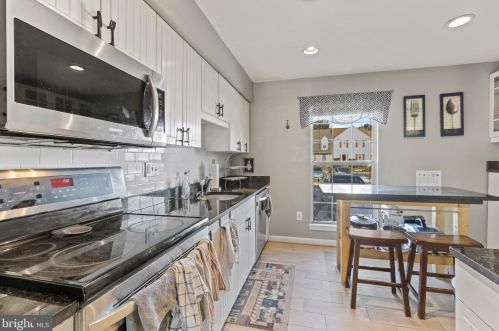 15104 Callohan Ct, Silver Spring MD 20906-6134 exterior