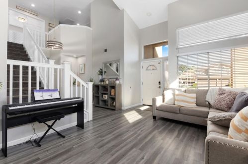 1142 Chaplin Way, Tracy CA  95376-8605 exterior