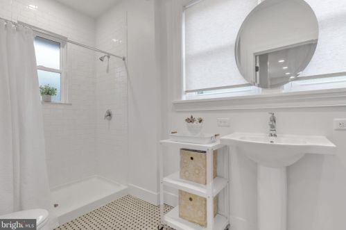 506 High St, Carlisle PA  17013-2811 exterior