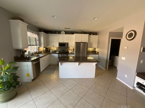 1005 Garrett Way, San Jacinto, CA 92583-2020