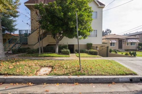 404 Lincoln Ave, Glendale, CA 91205-4306