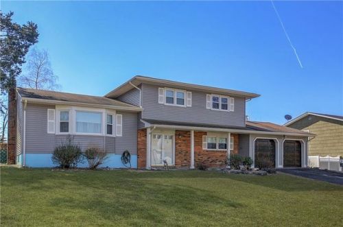 11 Fuller Ave, Piscataway, NJ 08854-5219