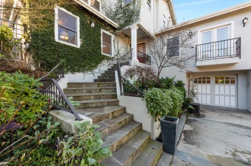 123 Dover St, Los Gatos, CA 95032-3847