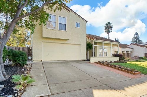 808 Arabian Cir, Vacaville, CA 95687-4161