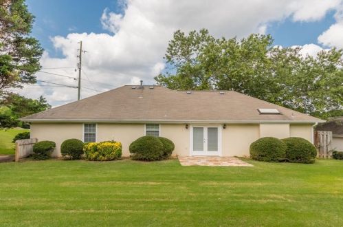 3150 Rose Gln, Conyers GA  30094-3871 exterior