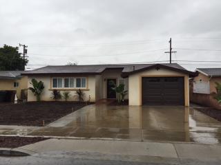 1024 Cambridge St, Anaheim, CA 92805-5522