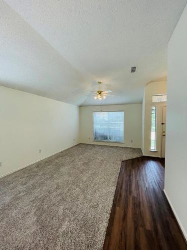 10220 Tustin Ter, Fort Worth TX  76108-4956 exterior