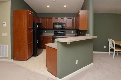 7222 English Dr, Cincinnati OH  45244-3147 exterior