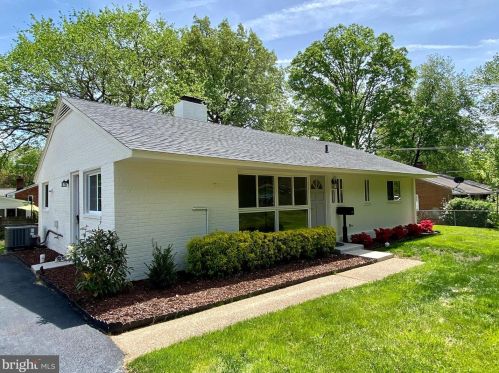 6313 Hanover Ave, Springfield, VA 22150-3302