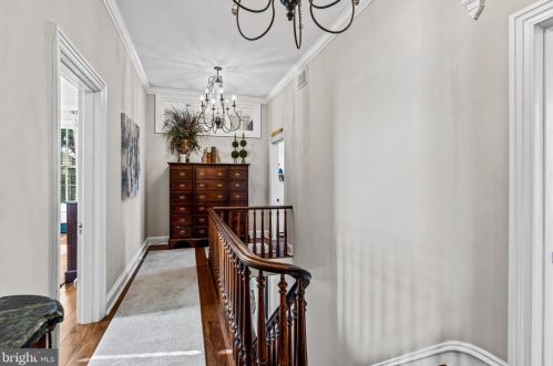 114 Kings Hwy, Tavistock NJ 08033-1981 exterior