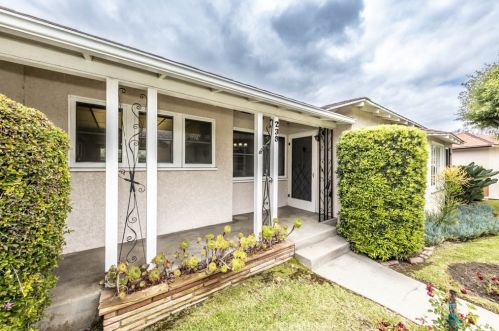 239 Evelyn Dr, Anaheim CA  92805-3422 exterior