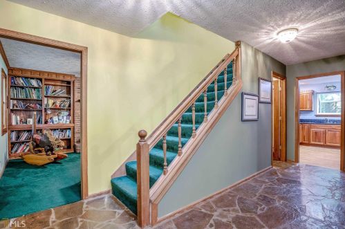 3890 Sundowner Ct, Conyers GA  30094-3870 exterior