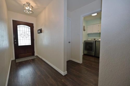 7636 Maplehill Rd, Fort Worth TX  76148-1672 exterior