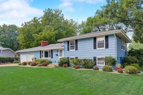 1137 Chicago Ave, Grey Cloud Island, MN 55071-1345