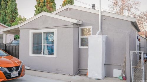 6509 Jaboneria Rd, Bell, CA 90201-3137