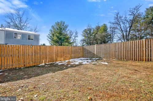 1414 Elm Grv Cir, Silver Spring MD 20905-6060 exterior