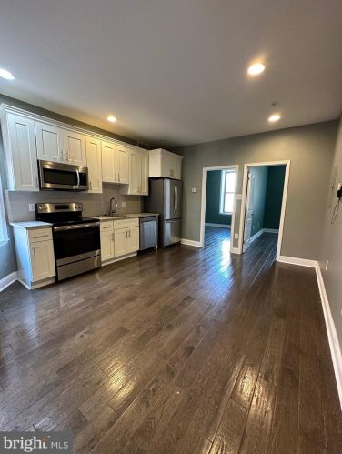 1510 17th St, Philadelphia, PA 19146-4717