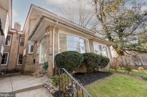7222 Emlen St, Philadelphia, PA 19119-2933