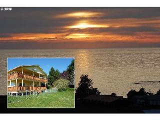 15572 Napa Ln, Harbor OR  97415-9572 exterior