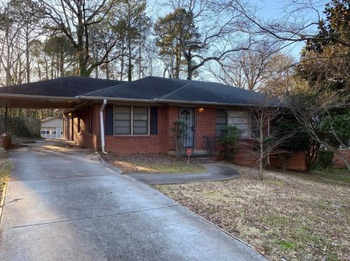 2319 Delowe Dr, Atlanta GA  30344-2145 exterior