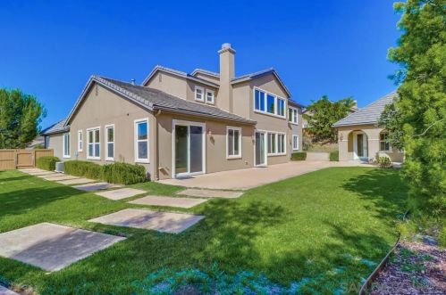 691 Coastal Hills Dr, Chula Vista CA  91914-4319 exterior