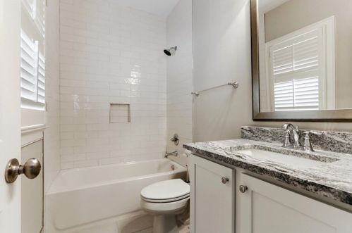 1505 Grant Dr, Atlanta GA  30319-3563 exterior