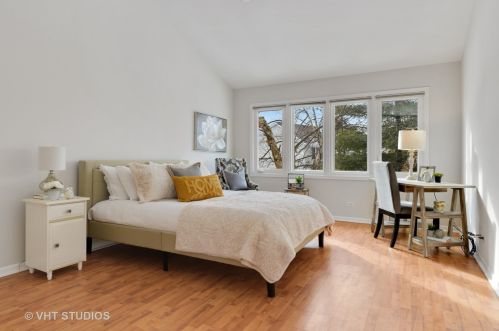 385 Aristocrat Dr, Lemont IL  60490-3189 exterior