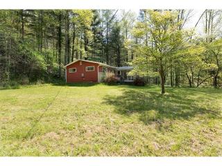 57 Marlowe Rd, Fairview, NC 28730-8646