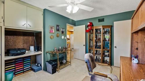 10075 Hedrick Ave, Riverside CA  92503-2377 exterior