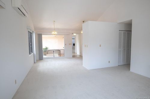 95726 Paikauhale St, Mililani, HI 96789-2838