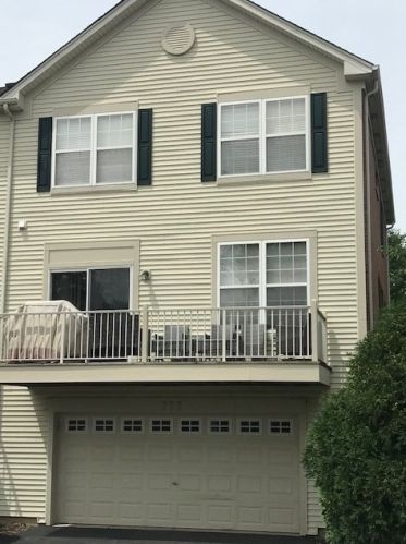 777 Thornbury Ct, Hanover Park IL  60103-2332 exterior