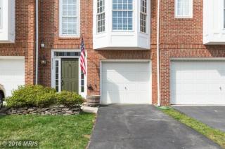 25203 Dunvegan Sq, Fairfax, VA 20152-5309