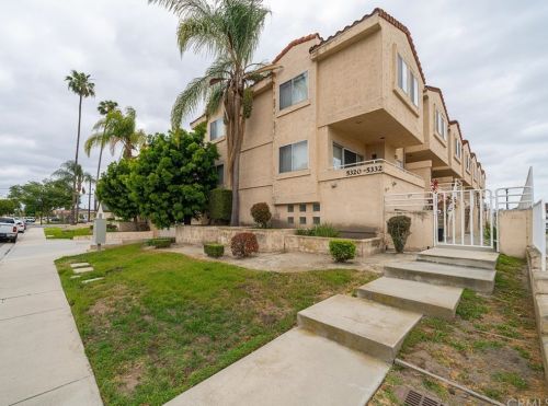 5326 Bishop St, Cypress, CA 90630-3090