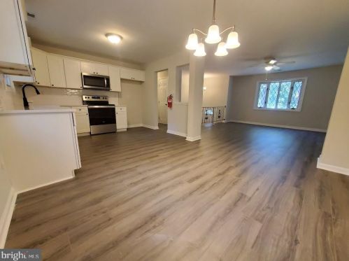 209 Reeves Ave, Browns Mills, NJ 08015-1027
