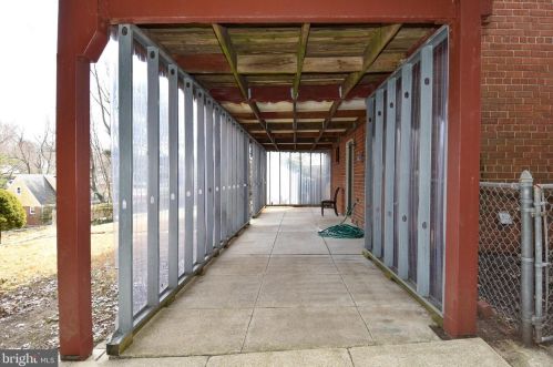 3709 Kayson St, Silver Spring, MD 20906-5128