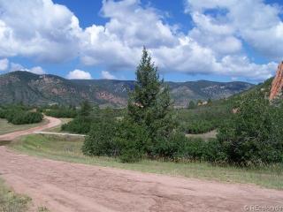 5905 Country Club Dr, Palmer Lake, CO