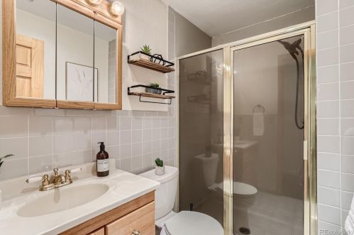 610 Buckley Way, Aurora CO  80011-4535 exterior