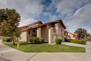 27 Mesa Ridge Dr, Pomona, CA 91766-4715