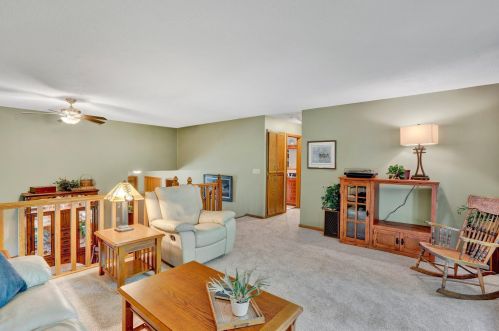 3735 Greensboro Dr, Saint Paul MN  55123-2242 exterior