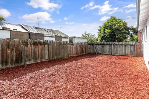 809 Alvarado Ave, Sunnyvale CA  94085-3403 exterior